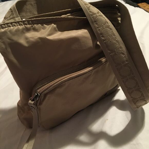 Kenneth Cole Reaction crossbody travel messenger bag adjustable strap Neutral - Picture 6 of 13